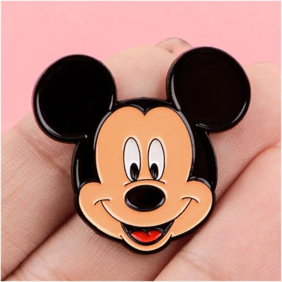 DISNEY Mickey Mouse Enamel Trading Pin (BRAND NEW!) - Picture 1 of 3